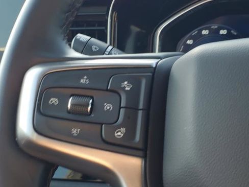 Used 2025 Chevrolet Silverado 1500 LT image 14