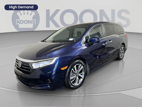 Used 2023 Honda Odyssey Touring image 1