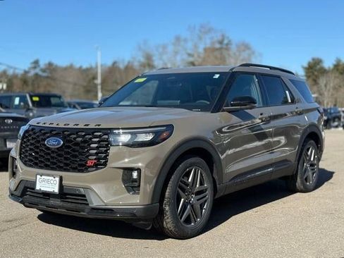 New 2026 Ford Explorer ST w/ Sun And Sound Package AWD/4WD image 10