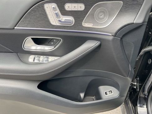 New 2025 Mercedes-Benz GLS 450 4MATIC image 21
