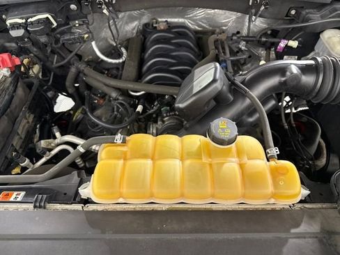 Used 2015 Ford F150 XLT w/ Equipment Group 302A Luxury image 29