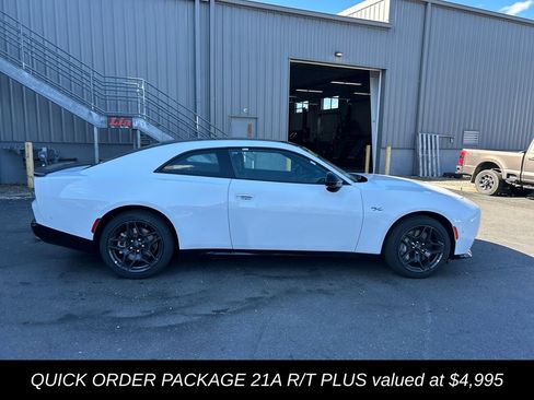New 2026 Dodge Charger R/T AWD/4WD image 2