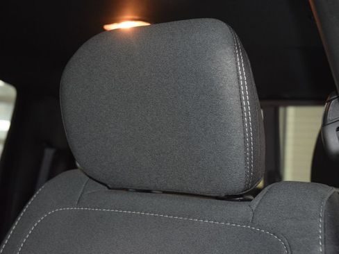 Used 2025 RAM 1500 Big Horn AWD/4WD image 35