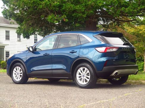 Used 2020 Ford Escape SE AWD/4WD image 3
