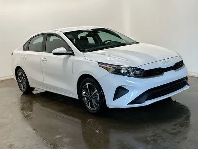 Used 2023 Kia Forte LXS FWD image 29