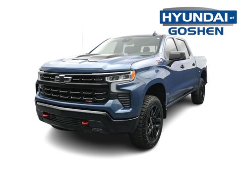 Used 2024 Chevrolet Silverado 1500 LT Trail Boss w/ Convenience Package II image 3