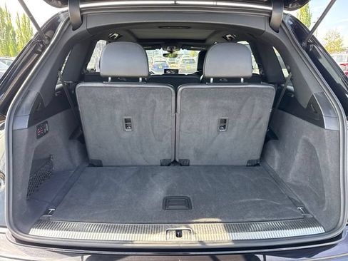 Used 2017 Audi Q7 3.0T Premium Plus w/ Premium Plus Package AWD/4WD image 13