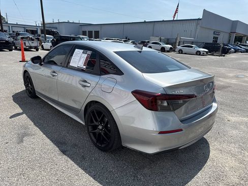 Used 2025 Honda Civic Sport image 6