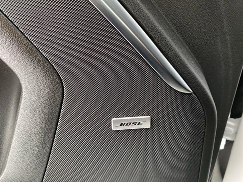 Used 2024 GMC Yukon XL Denali w/ Advanced Technology Package image 14