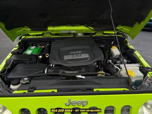 Used 2013 Jeep Wrangler Rubicon w/ PWR Convenience Group AWD/4WD image 32