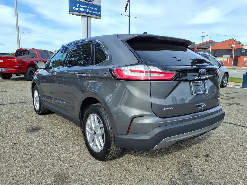 Certified 2024 Ford Edge SEL w/ Convenience Package AWD/4WD image 9