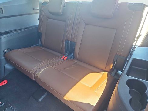 Used 2021 Volkswagen Atlas SE w/ Panoramic Sunroof Package AWD/4WD image 32