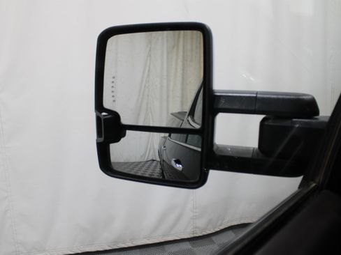 Used 2015 Chevrolet Silverado 2500 High Country image 12