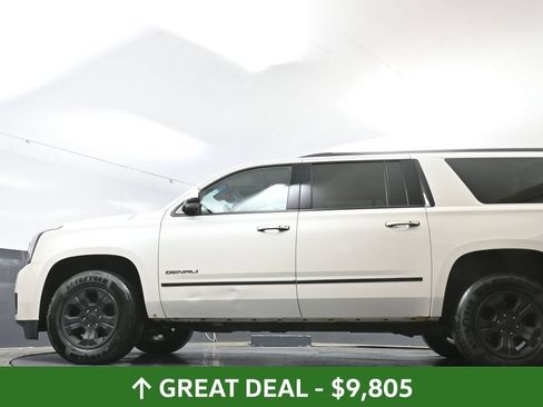 Used 2015 GMC Yukon XL Denali w/ Premium Package AWD/4WD image 57