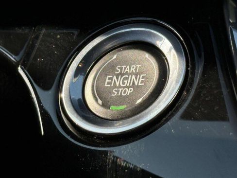 Used 2025 Chevrolet Trax RS image 22