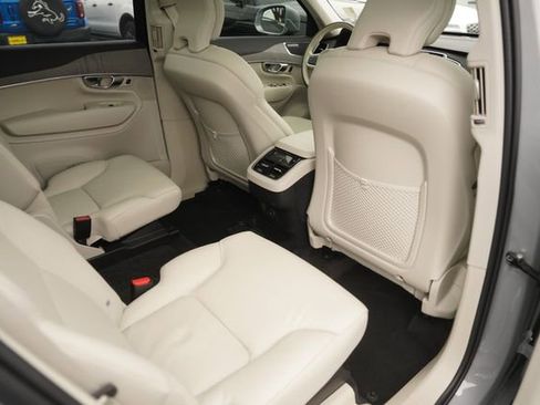 Used 2025 Volvo XC90 B6 Plus w/ Protection Package Premier AWD/4WD image 15