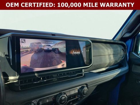 Certified 2024 Jeep Gladiator Mojave w/ Convenience Group AWD/4WD image 36
