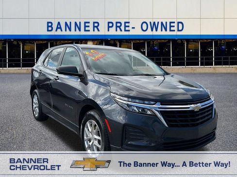 Certified 2022 Chevrolet Equinox LS w/ LS Convenience Package FWD image 1