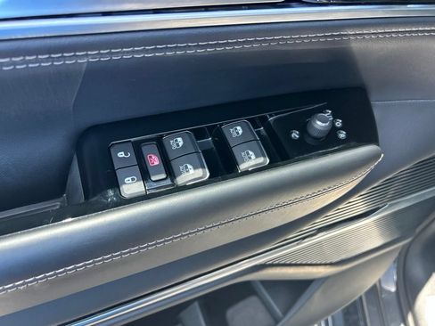 Certified 2024 Jeep Grand Wagoneer Series II Obsidian w/ Quick Order Packagew 28T AWD/4WD image 40