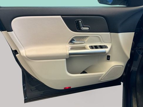 Used 2023 Mercedes-Benz GLA 250 image 23