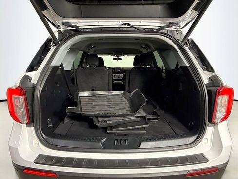 Certified 2021 Ford Explorer XLT image 25