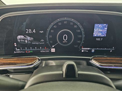 Used 2023 Cadillac Escalade Premium Luxury image 24