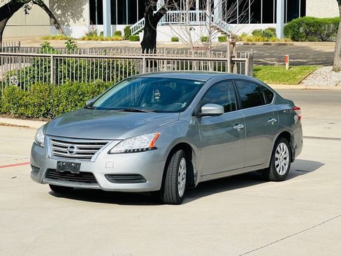 Used 2013 Nissan Sentra S FWD image 3