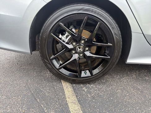 Certified 2025 Honda Civic Sport image 33