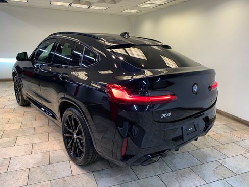 Used 2023 BMW X4 xDrive30i w/ M Sport Package AWD/4WD image 7