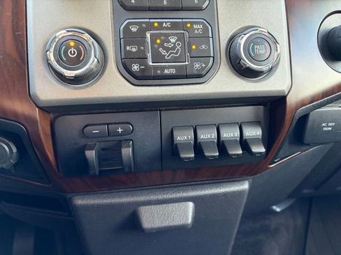 Used 2016 Ford F350 Lariat w/ Chrome Package image 18