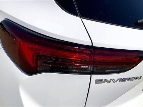 Used 2022 Buick Envision Essence w/ Sport Touring Package image 31