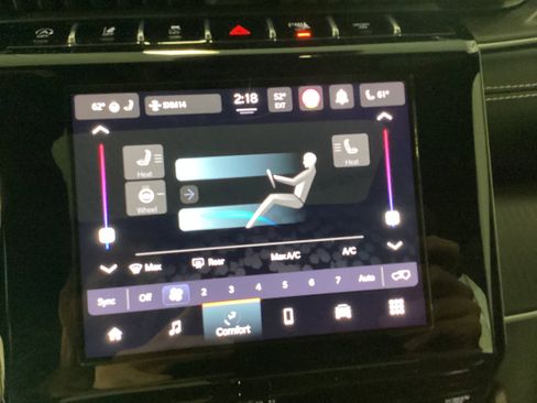 Used 2024 Jeep Grand Cherokee Altitude image 30