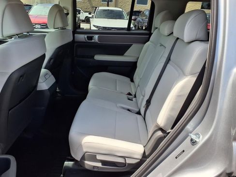 New 2026 Hyundai Santa Fe SE image 11