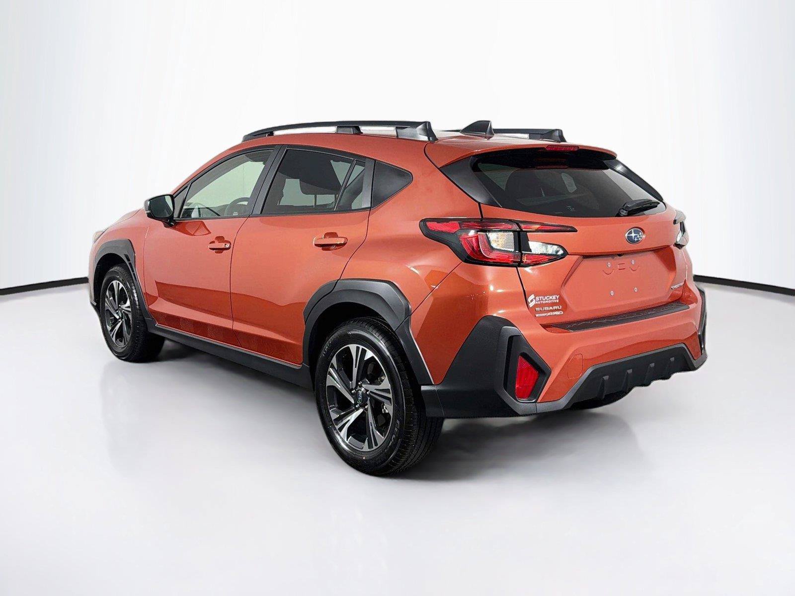 Used 2025 Subaru Crosstrek 2.5i Premium AWD/4WD image 9