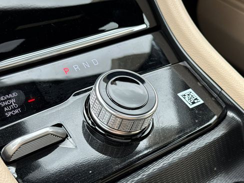 New 2025 Jeep Grand Cherokee L Limited w/ Luxury Tech Group II image 22