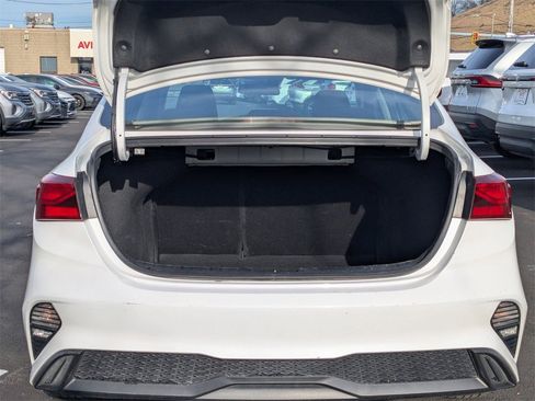 Used 2024 Kia Forte LXS image 32