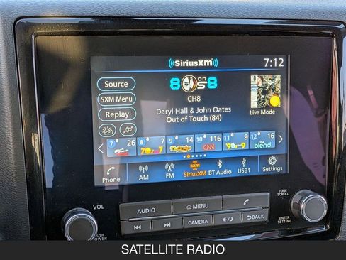 Used 2023 Nissan Frontier SV w/ SV Convenience Package RWD image 15