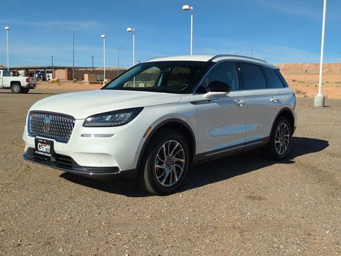 Used 2022 Lincoln Corsair FWD w/ Equipment Group 101A image 7