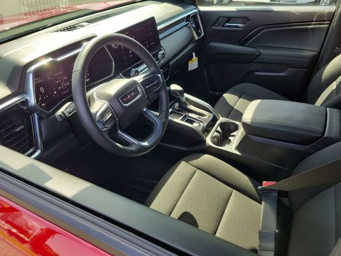 Used 2025 GMC Canyon Elevation w/ Convenience Package image 3