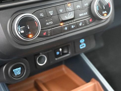 Used 2024 Ford Maverick Lariat image 33