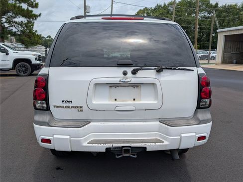 Used 2005 Chevrolet TrailBlazer LS w/ LS Preferred Equipment Group RWD image 4