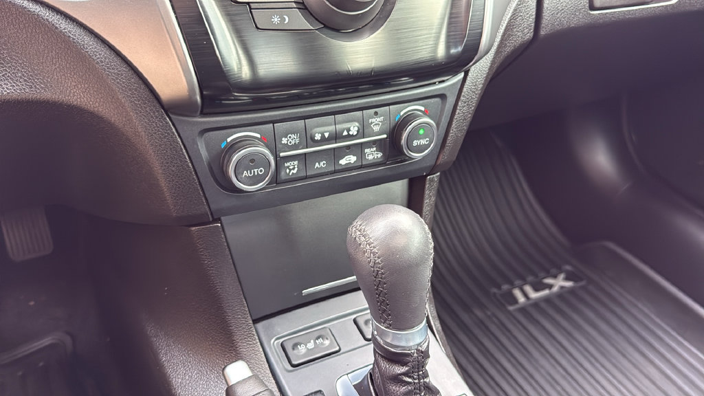 Used 2021 Acura ILX FWD image 22
