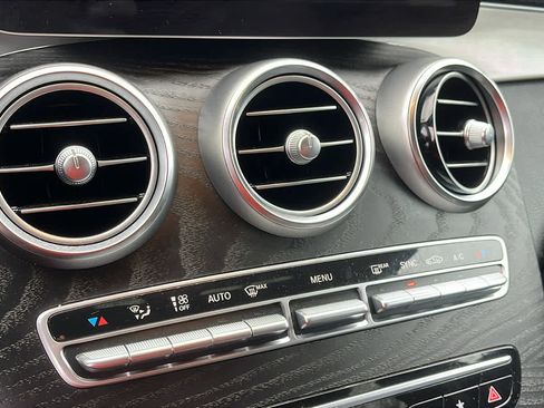 Used 2020 Mercedes-Benz GLC 300 4MATIC Coupe image 18