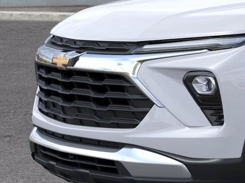 New 2026 Chevrolet TrailBlazer LT w/ Convenience Package AWD/4WD image 13