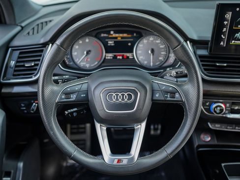 Used 2023 Audi SQ5 Premium w/ Convenience Package image 26