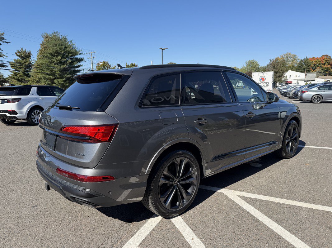 Used 2026 Audi Q7 3.0T Premium Plus w/ Premium Plus Package AWD/4WD image 8