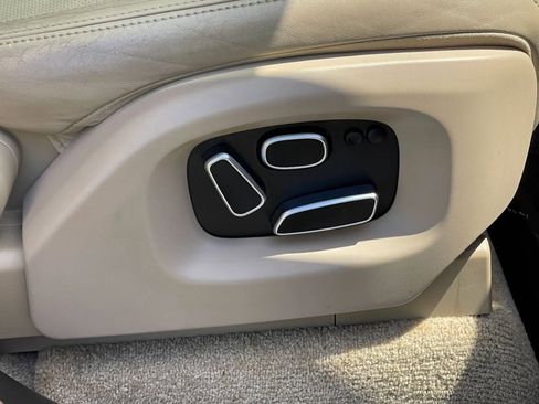 Used 2014 Land Rover Range Rover Supercharged image 23