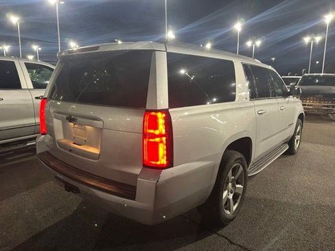 Used 2017 Chevrolet Suburban LT AWD/4WD image 4