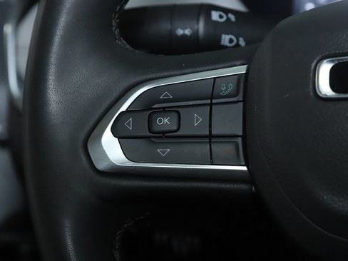 Used 2025 Jeep Compass Limited AWD/4WD image 22