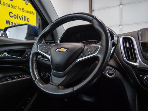 Used 2022 Chevrolet Equinox Premier AWD/4WD image 25